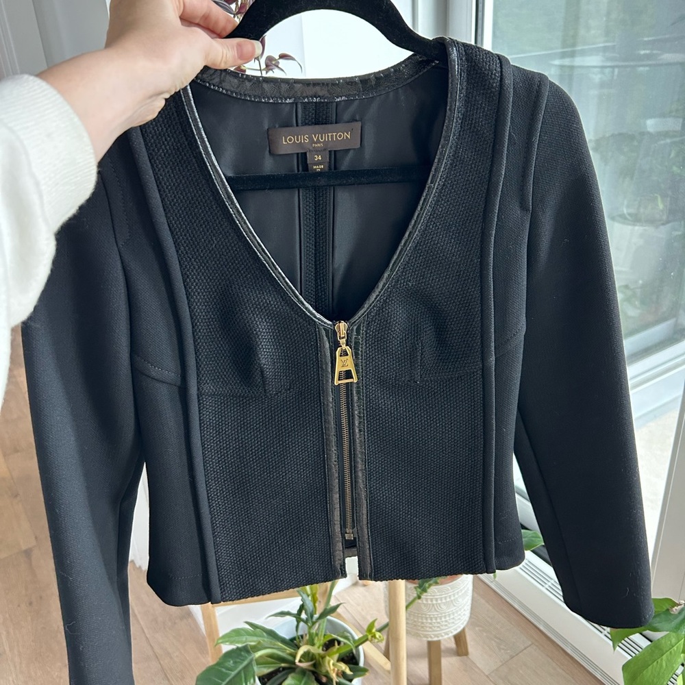 Louis Vuitton 34
